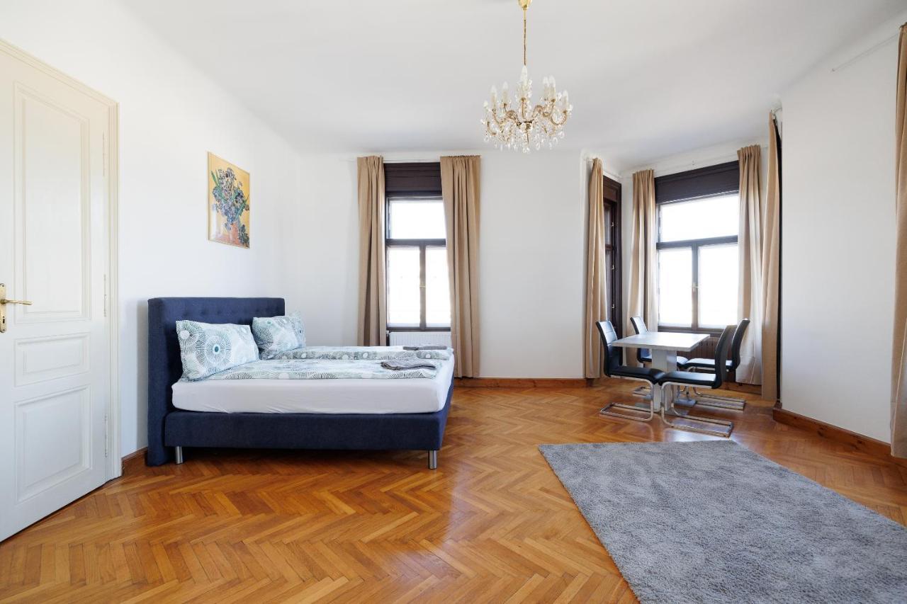 Central Apartment - Private Sauna Вена Экстерьер фото