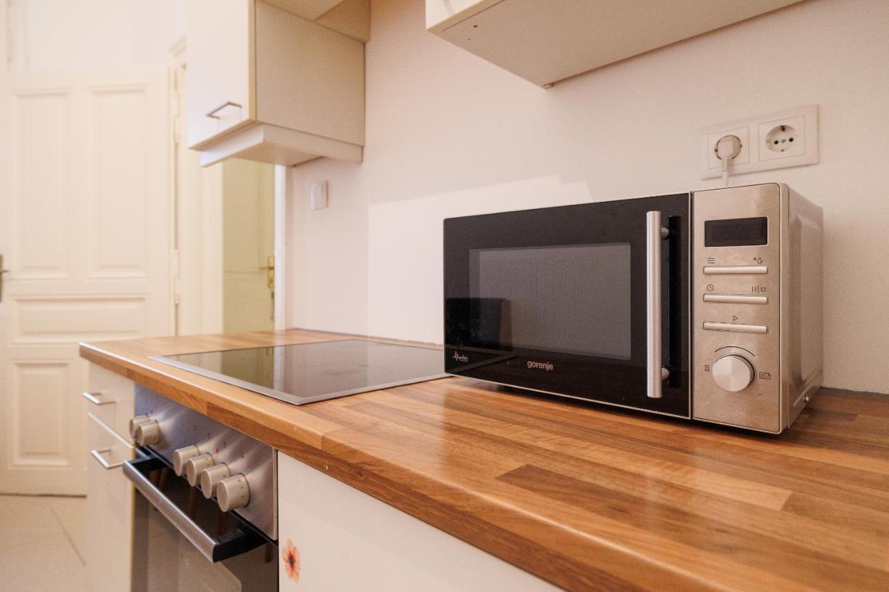 Central Apartment - Private Sauna Вена Экстерьер фото